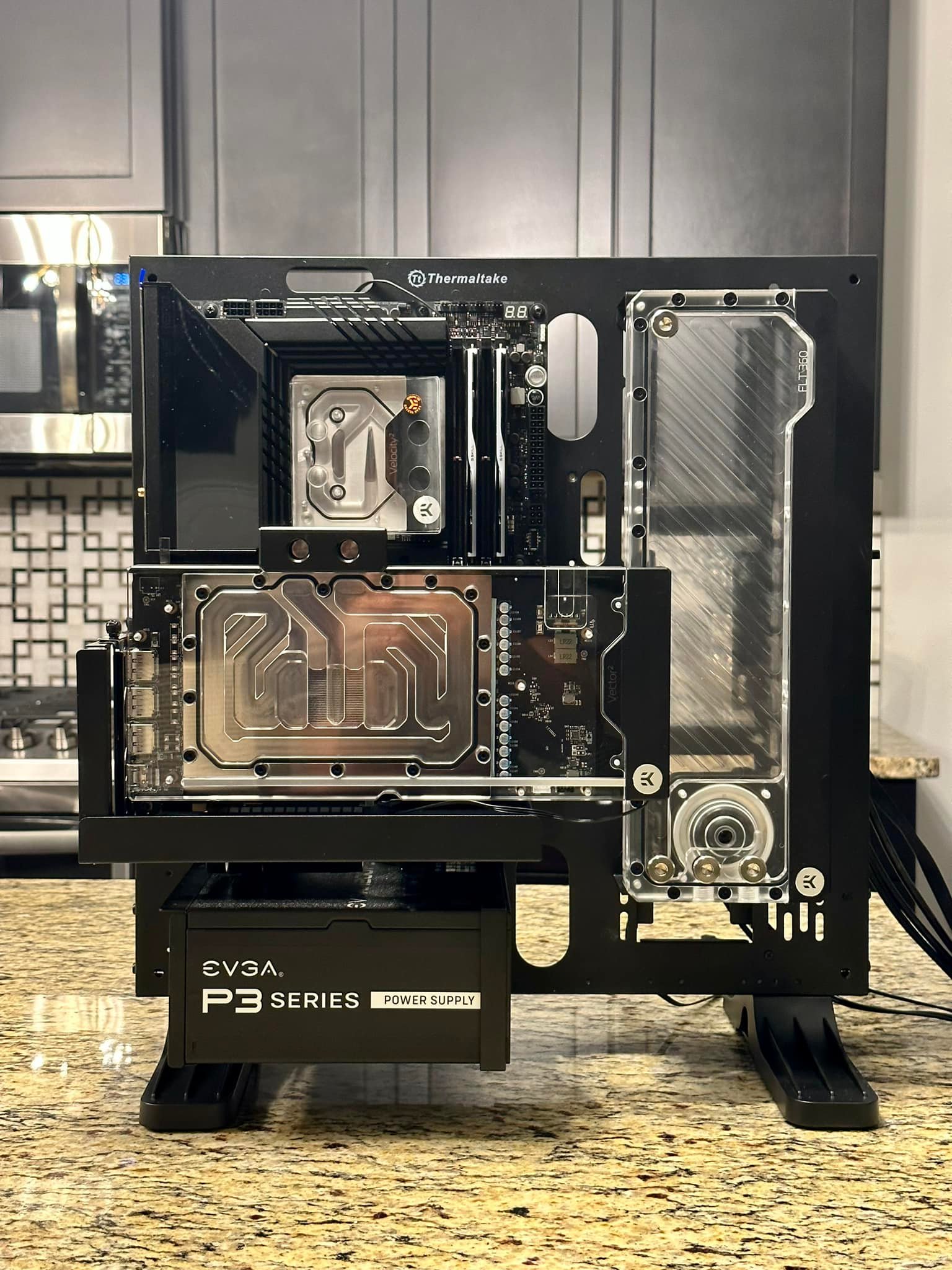 Intel Core i9 13,900KF PC build with RTX 4090