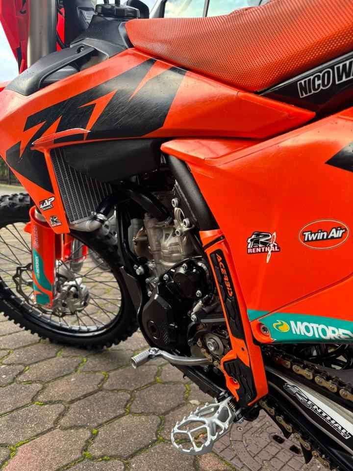 Best HD Pictures about  Ktm Munchen Sud  with No AI Images
