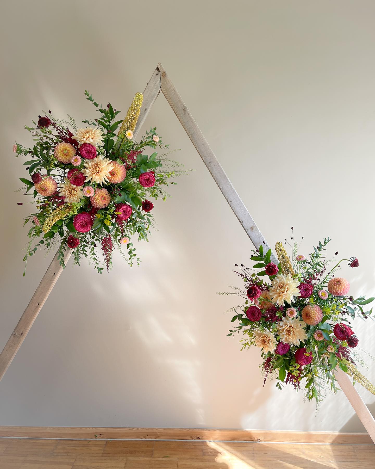 Krans2650 - The flowers were dressed in nothing but light...