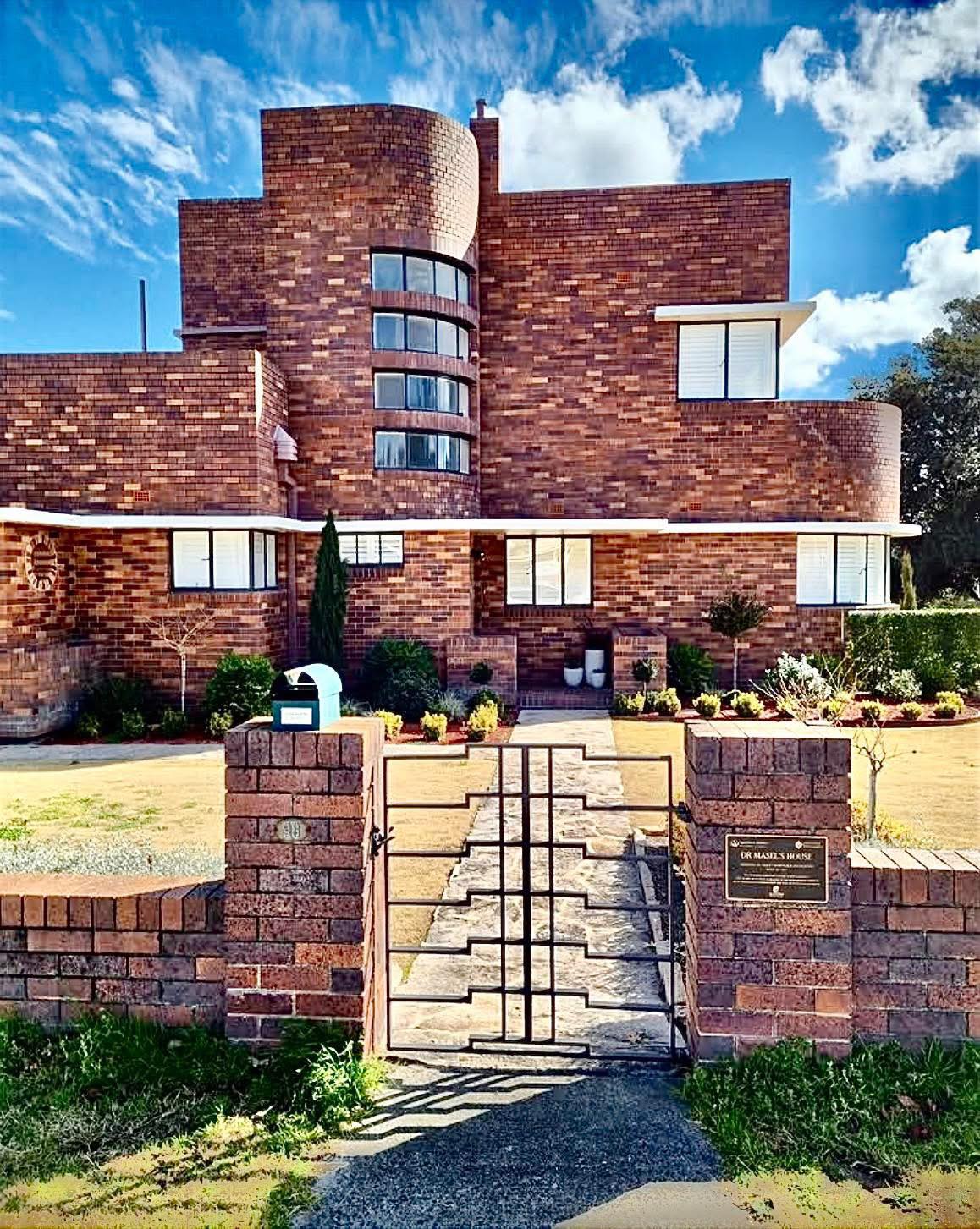 Masel residence, a modernist house in Queensland