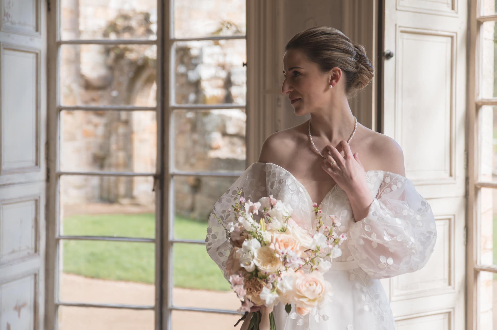 April's Wedding Dress on Grey's Anatomy