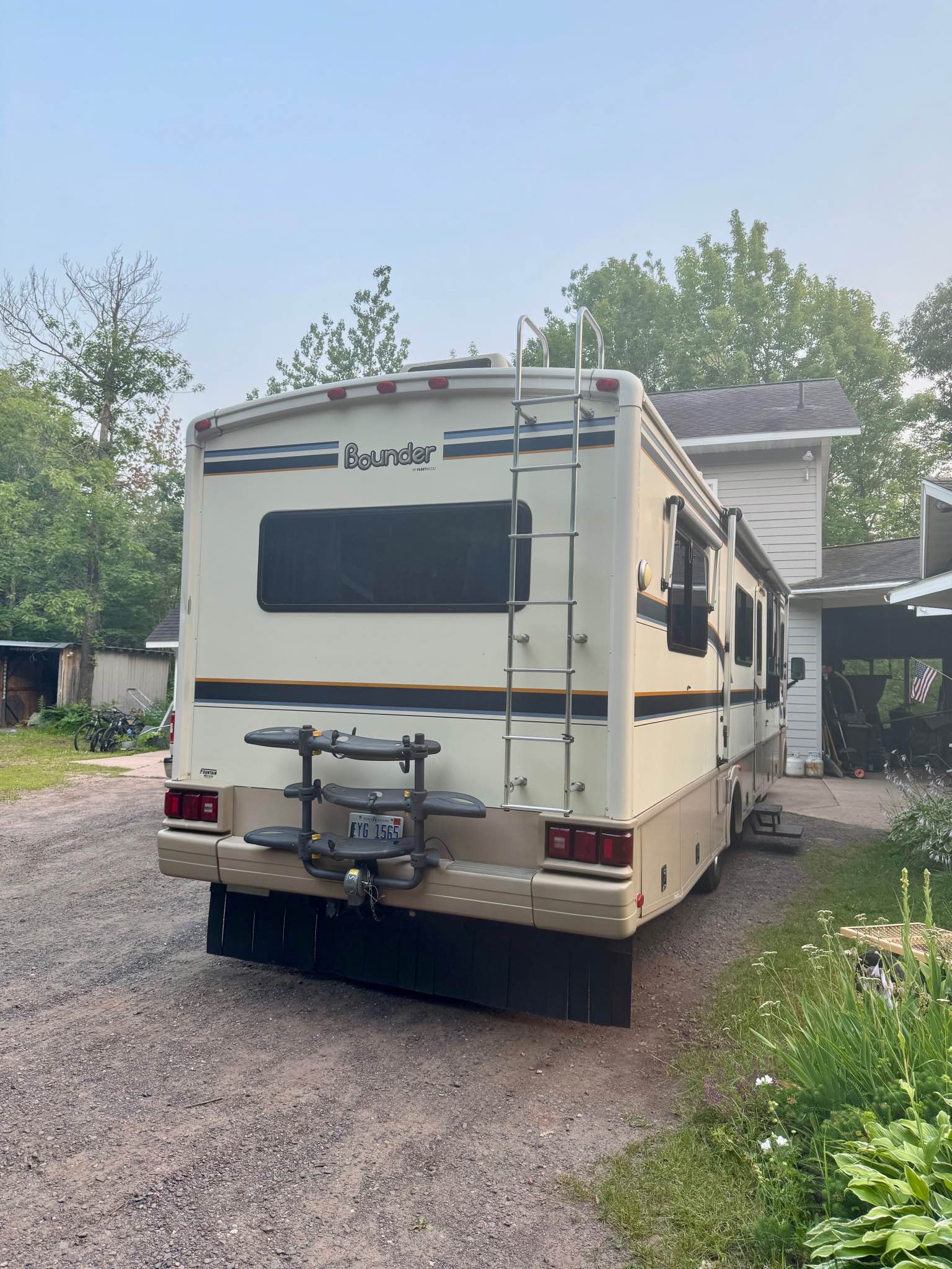 1997 Fleetwood Bounder