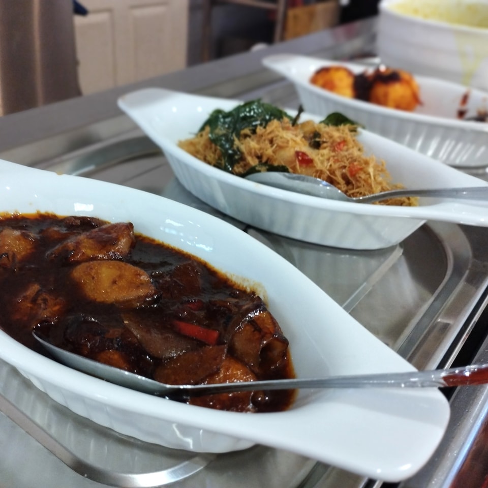 Menu yang sedap dan... - Centre Point Sabah Shopping Mall