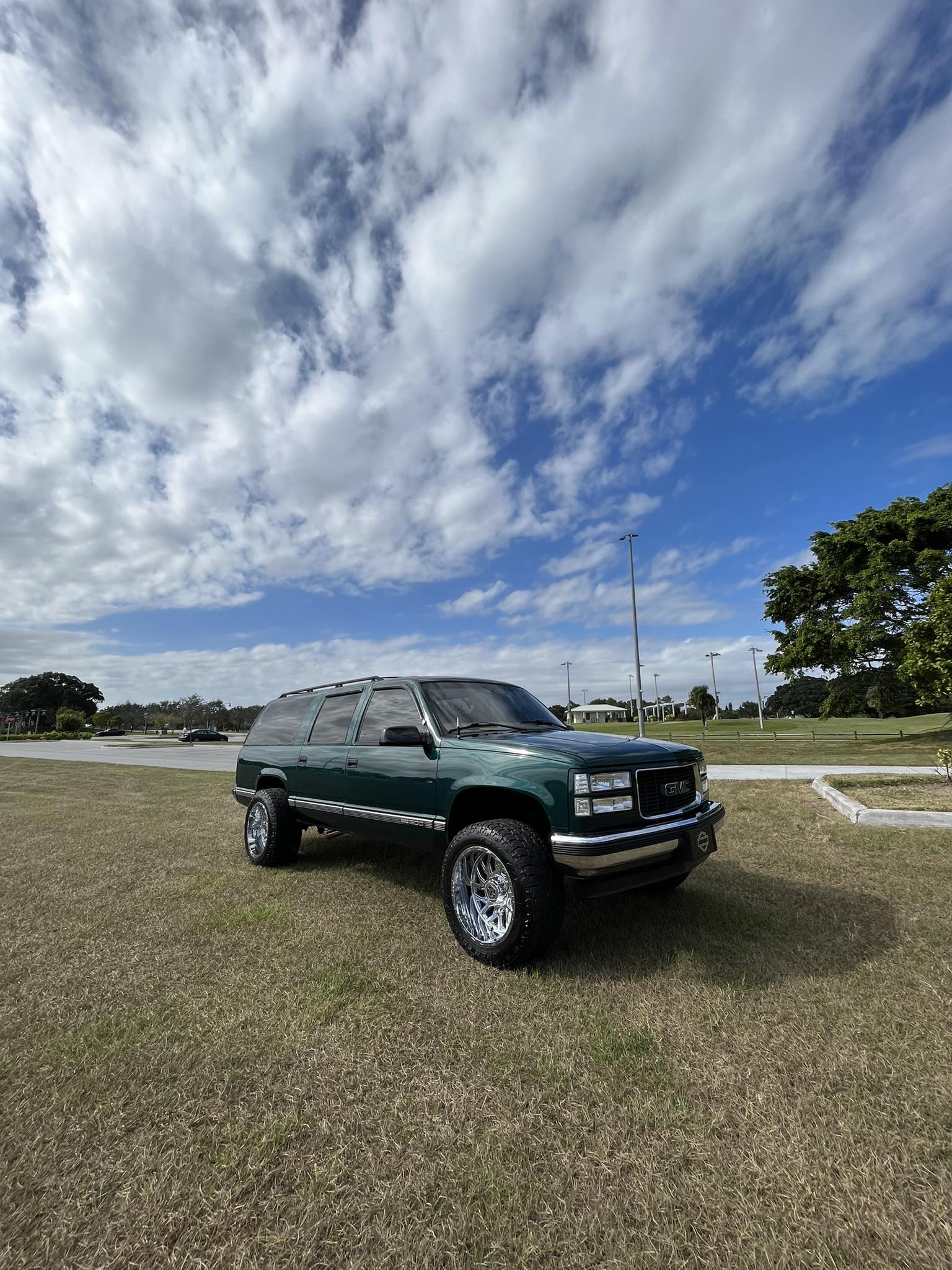 GMT400 Owners | 99 suburban 5.7 with dual ac | Facebook