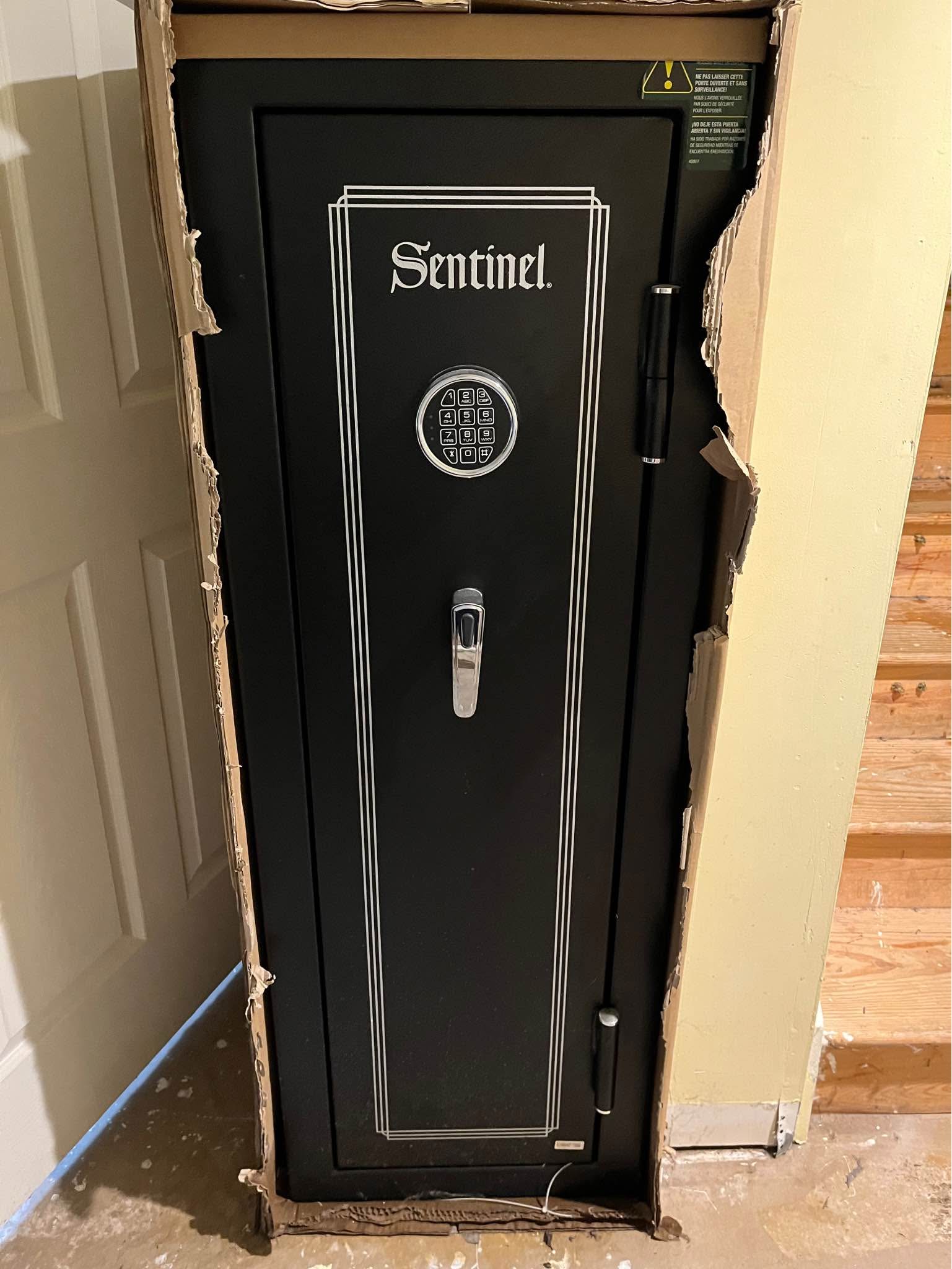 Sentinel 14 gun fireproof electronic keypad safe - Keyboards & Keypads ...