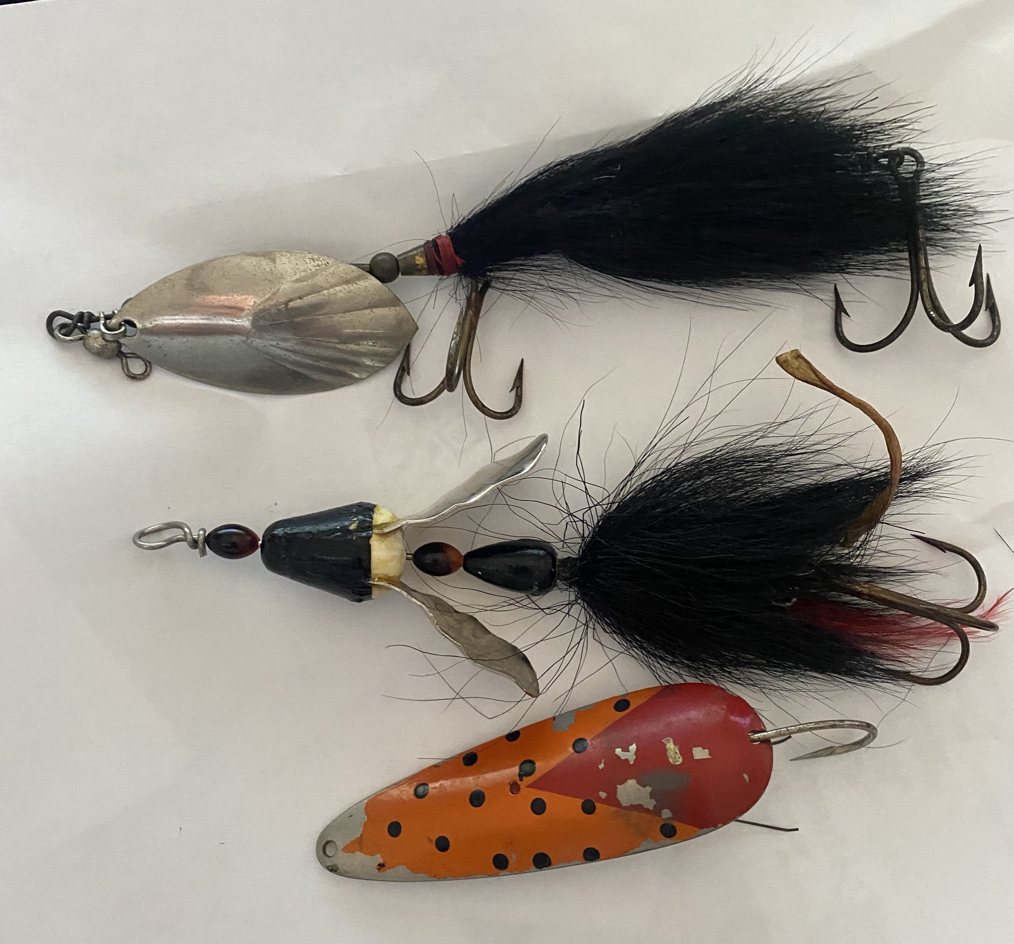 daredevil fishing lures company Eppinger Dardevle Husky Spoon shad walleye and a just about any other fish in the lake Dardevle lure made in Michigan