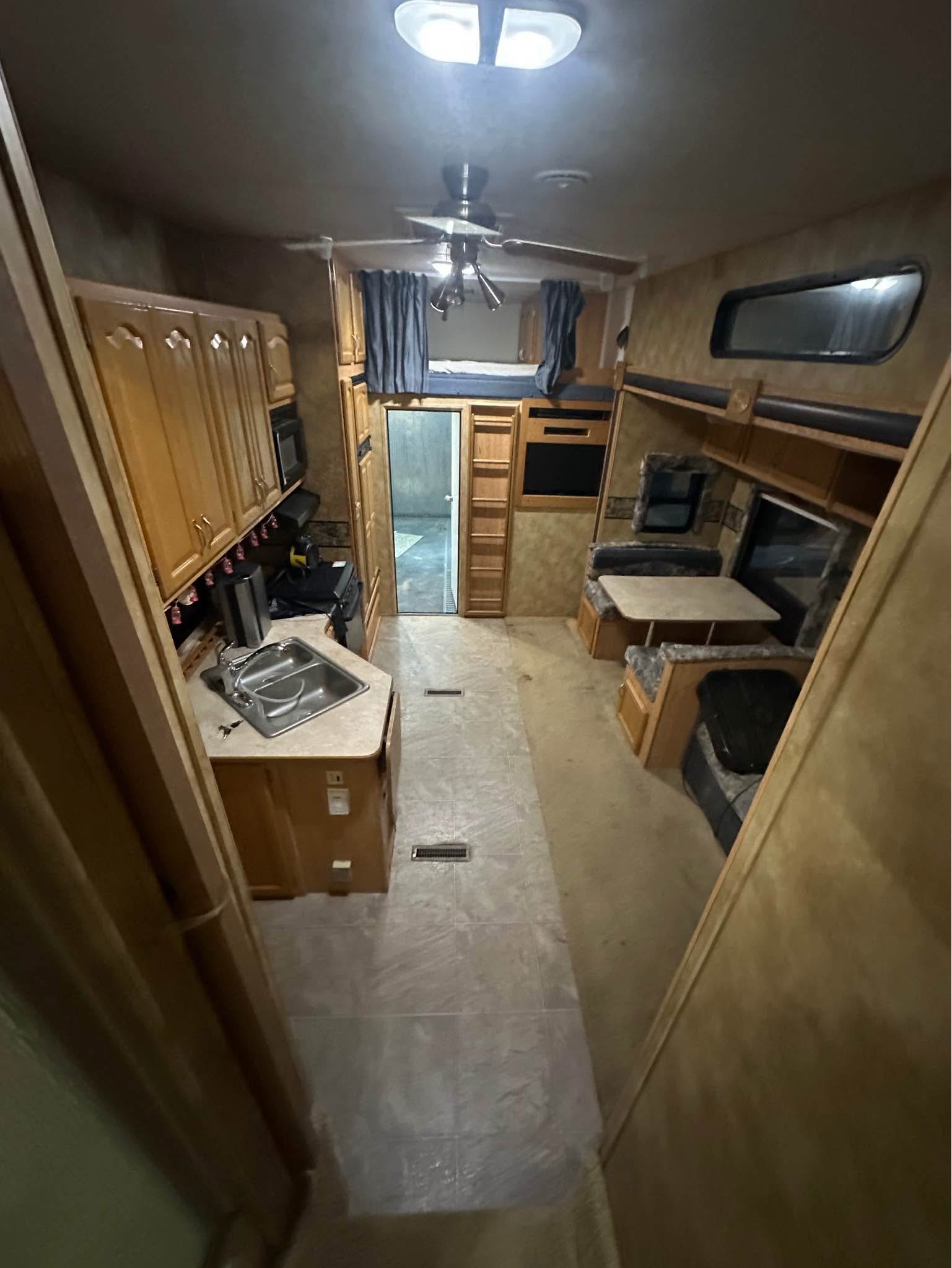 2006 Keystone raptor RP3612 - RVs & Campers - Granville, Ohio ...
