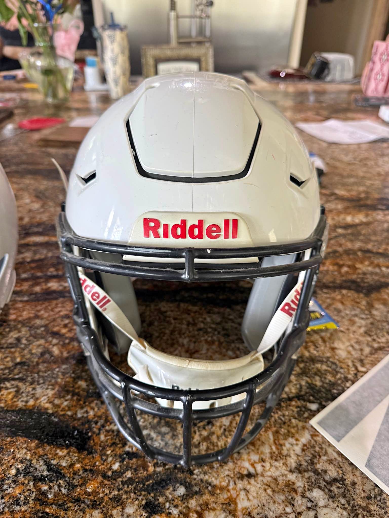 craigslist used youth football helmets Vintage 1970s Riddell Kra-Lite TK2 Game Tennessee Helmet  WESTBROOKSPORTSCARDS Riddell Full Size NFL Super