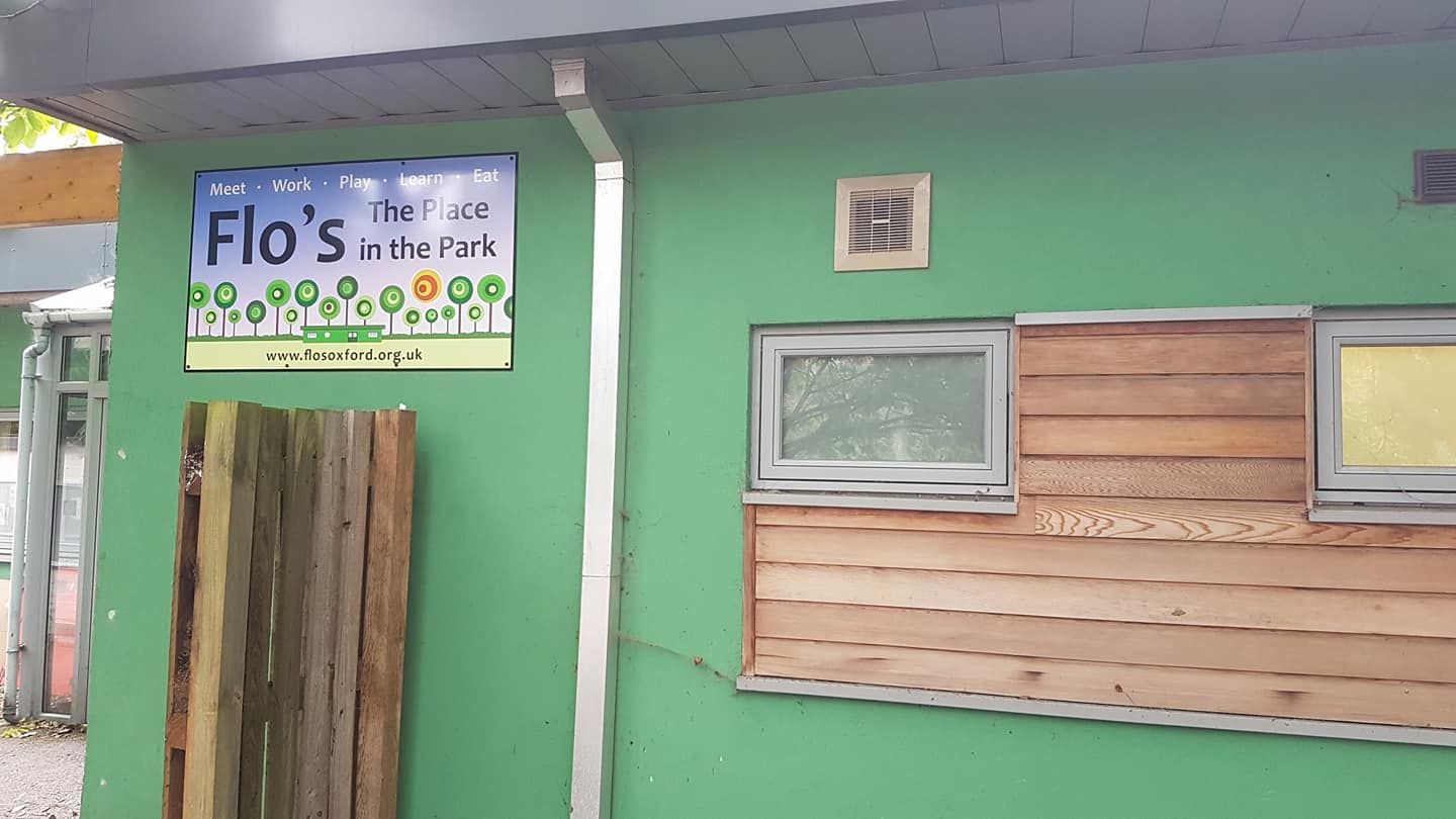 New signs for Flo's - The Place... - Smart Signs and Graphics