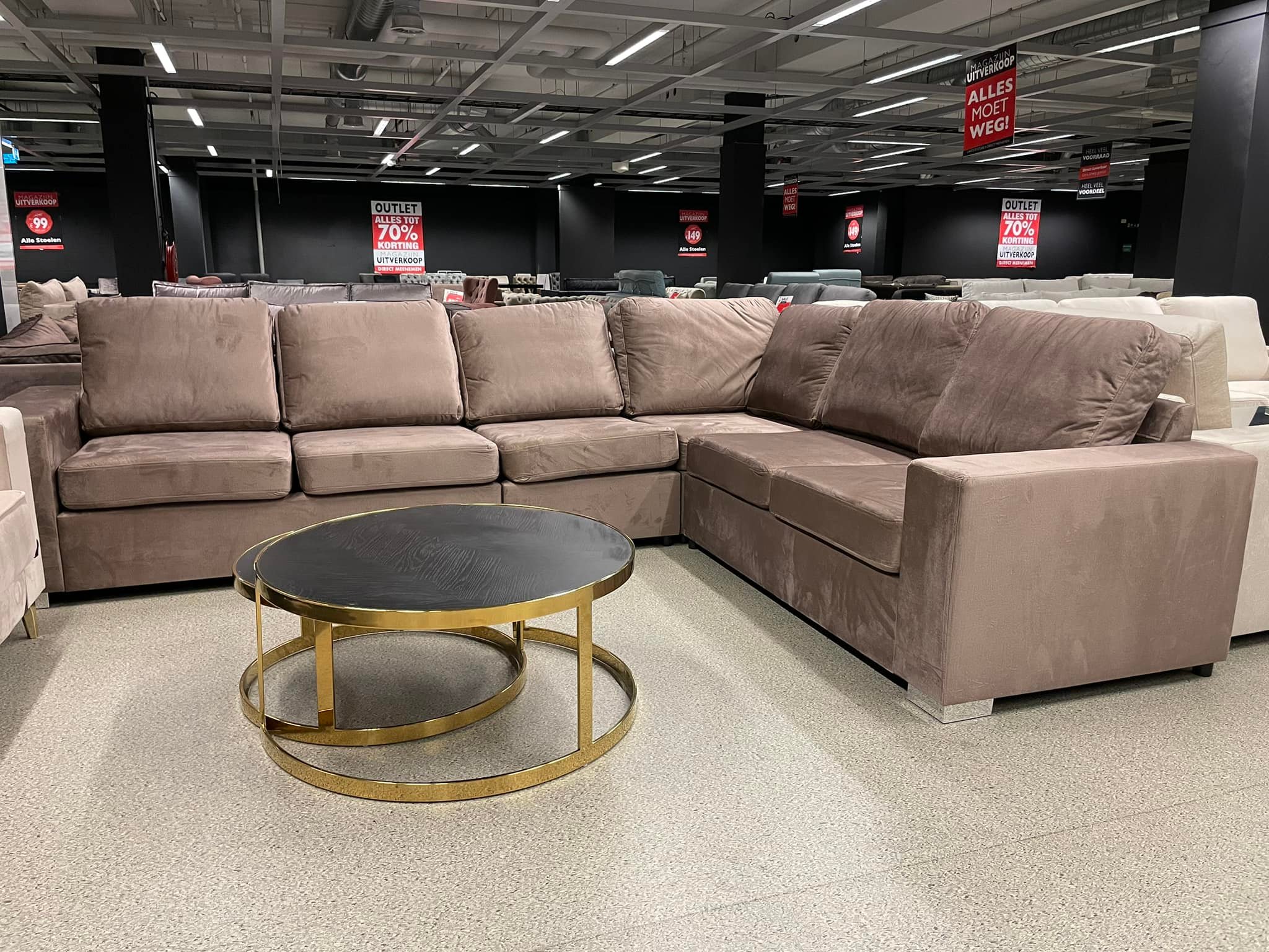 🔴 BANKSTELLEN &... - Meubel Outlet Megastores Den Haag | Facebook
