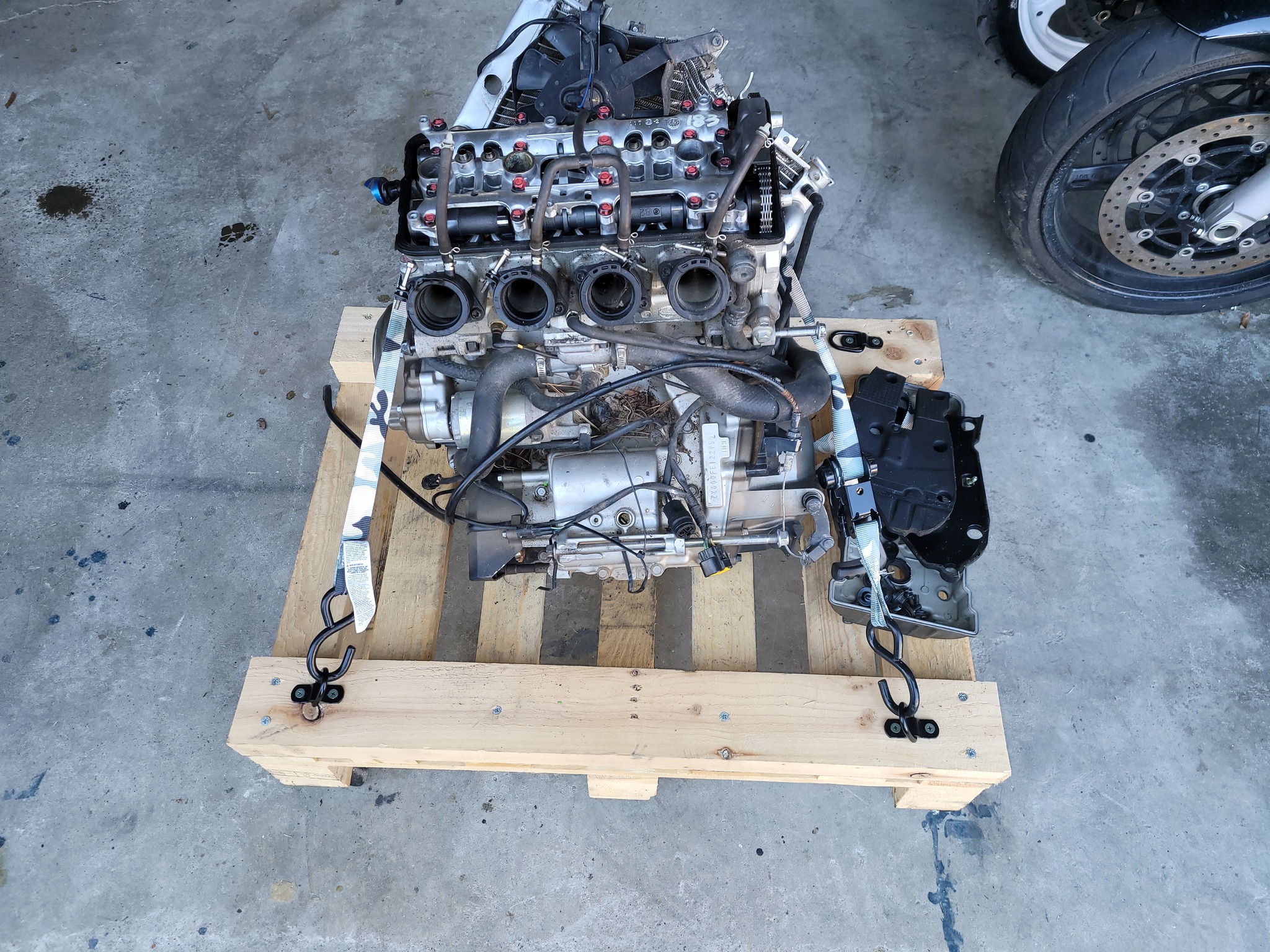 2015 Kawasaki ZX 636 20th anniversary engine. Parting out or