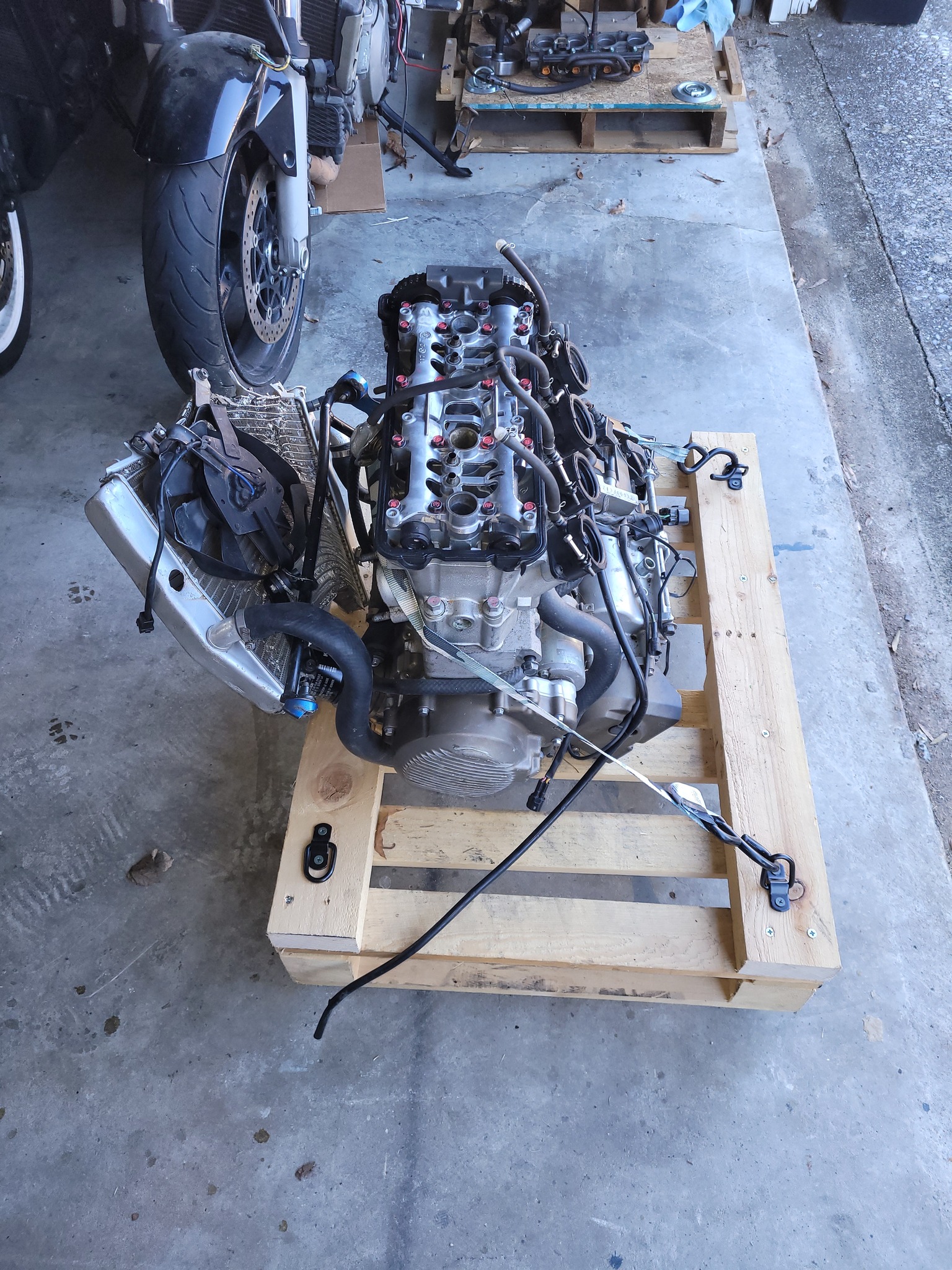 2015 Kawasaki ZX 636 20th anniversary engine. Parting out or