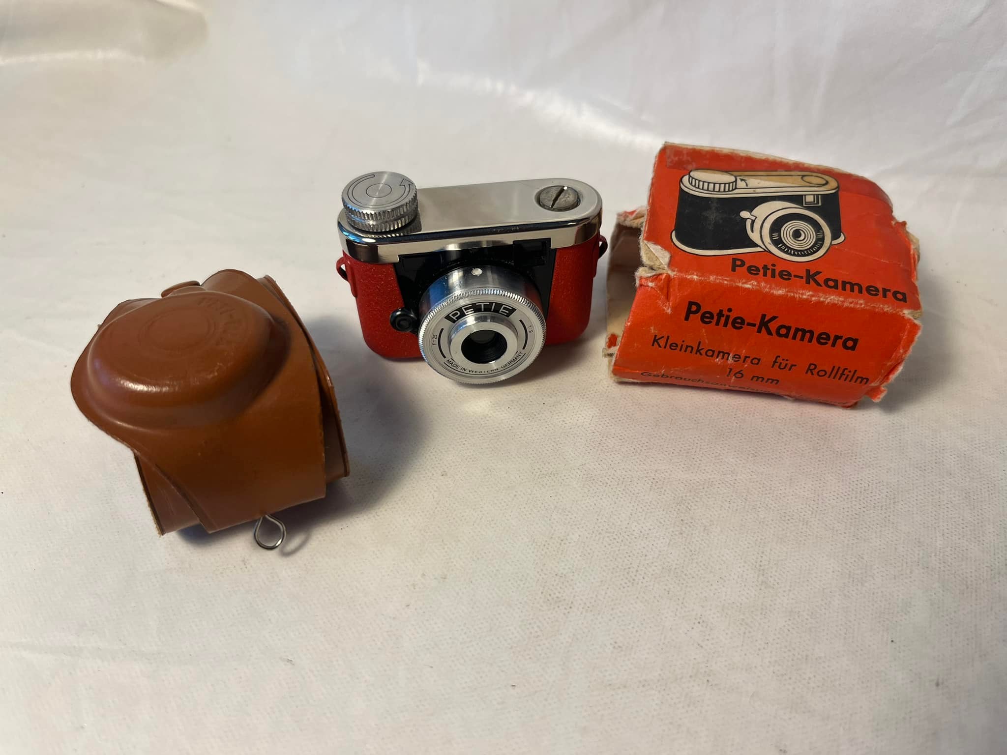Petal camera, a small Japanese subminiature film camera