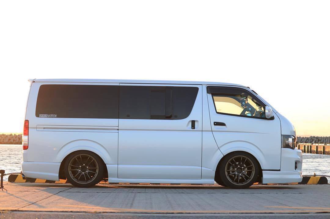 Van Porn - @taiki0409 #slammedvans #hiace #vanpornx | Facebook