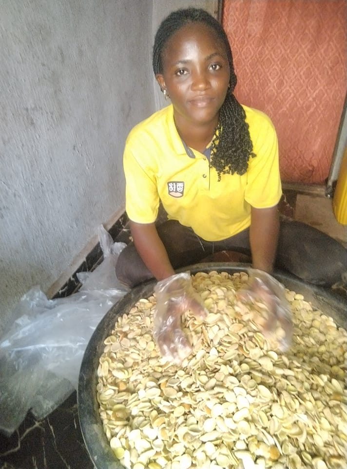 This is what the cutting of the Nile perch and sea bass we posted ...