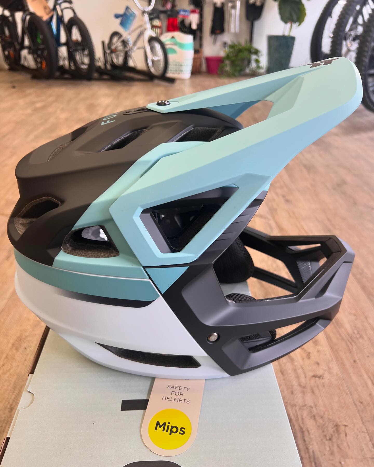 bike helmet color in the woods Lazer Brown Wood  Stylish Urban Cycling Safety The Banwood Helmet combines safety and durability How I spray paint a