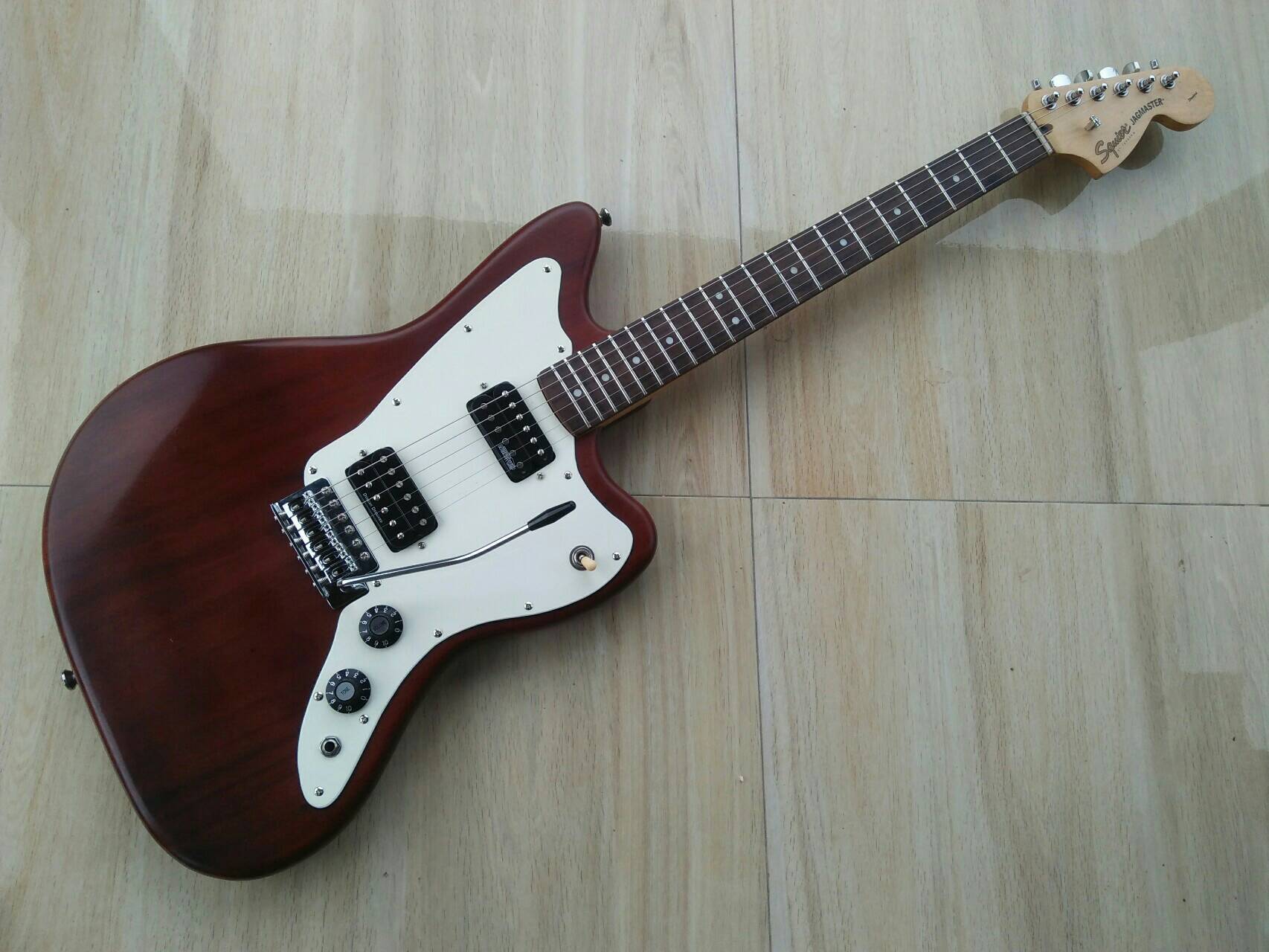Upgraded Squier Jagmaster with Seymour Duncan 59 humbucker