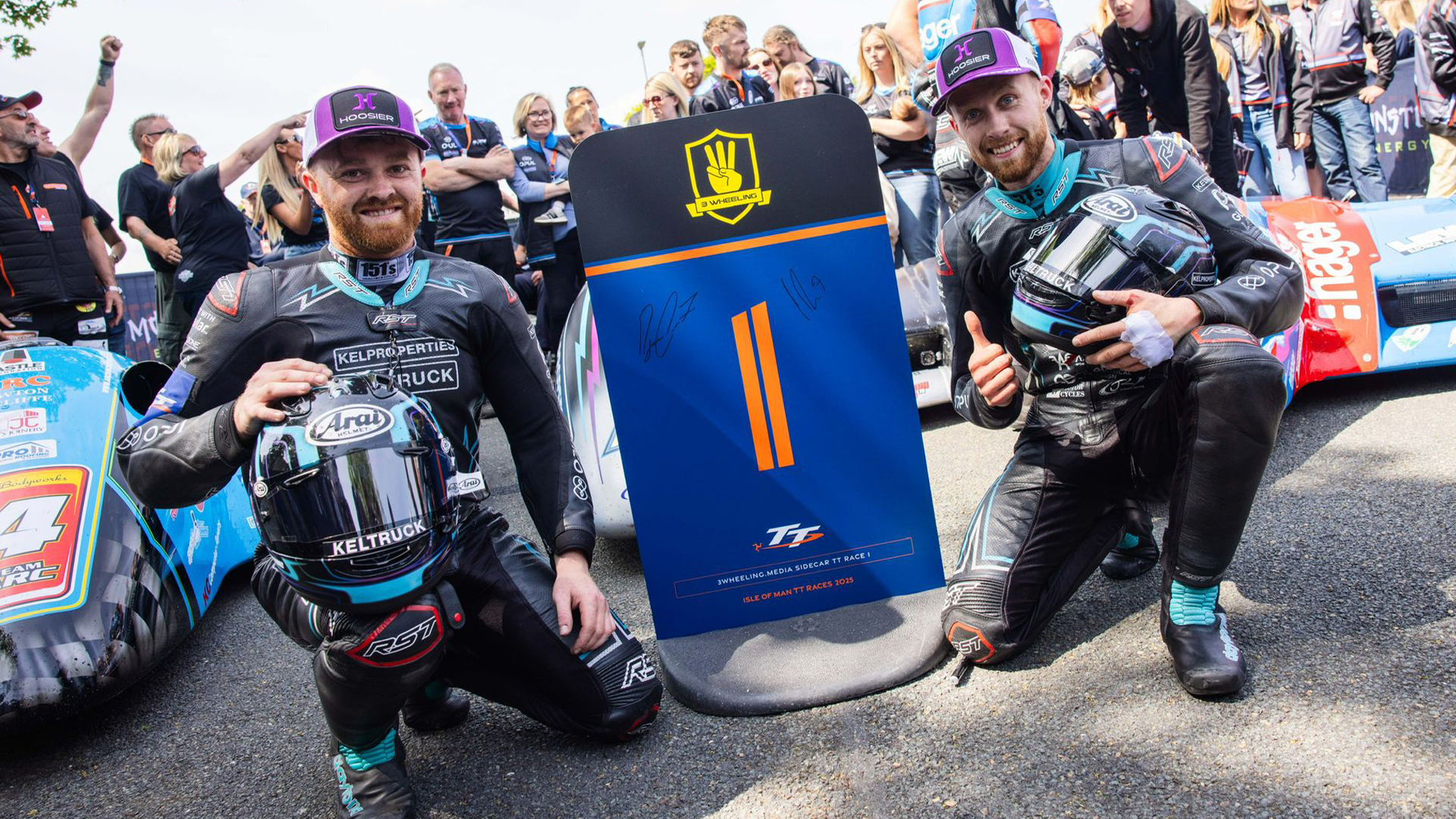 Isle - 3Wheeling.Media Sidecar TT Race 1 Report 🏁 Ryan and Callum Crowe ...