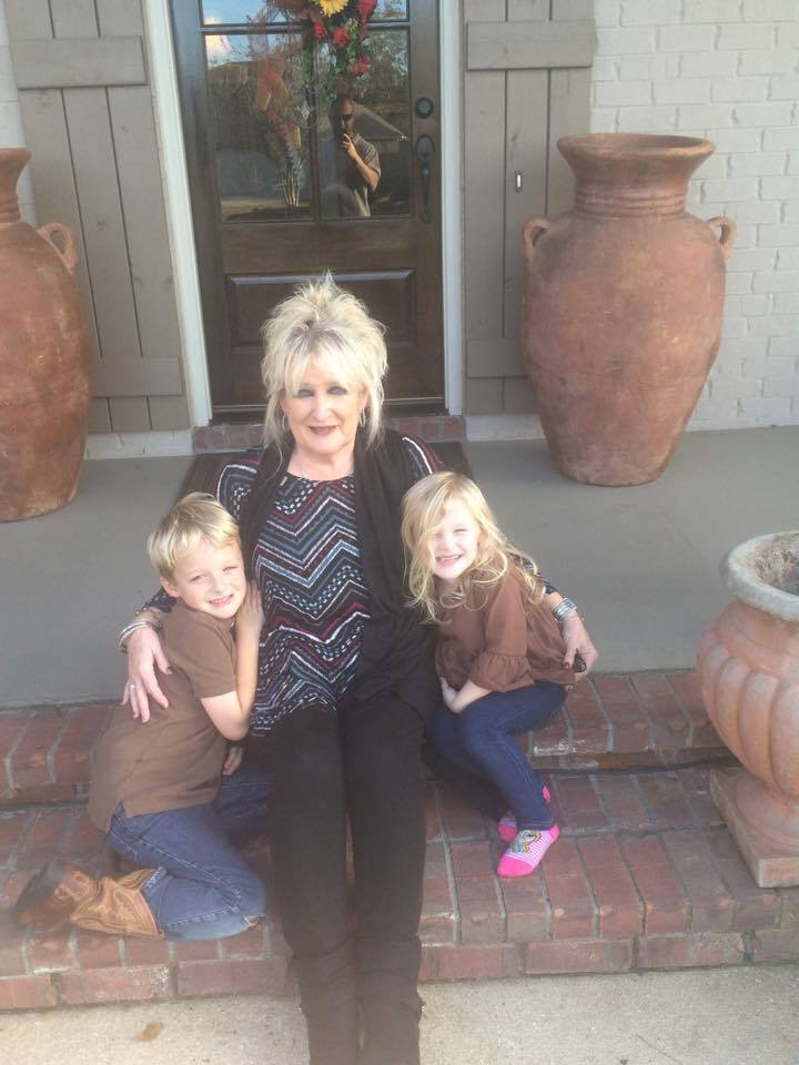Linda Riles Davis
