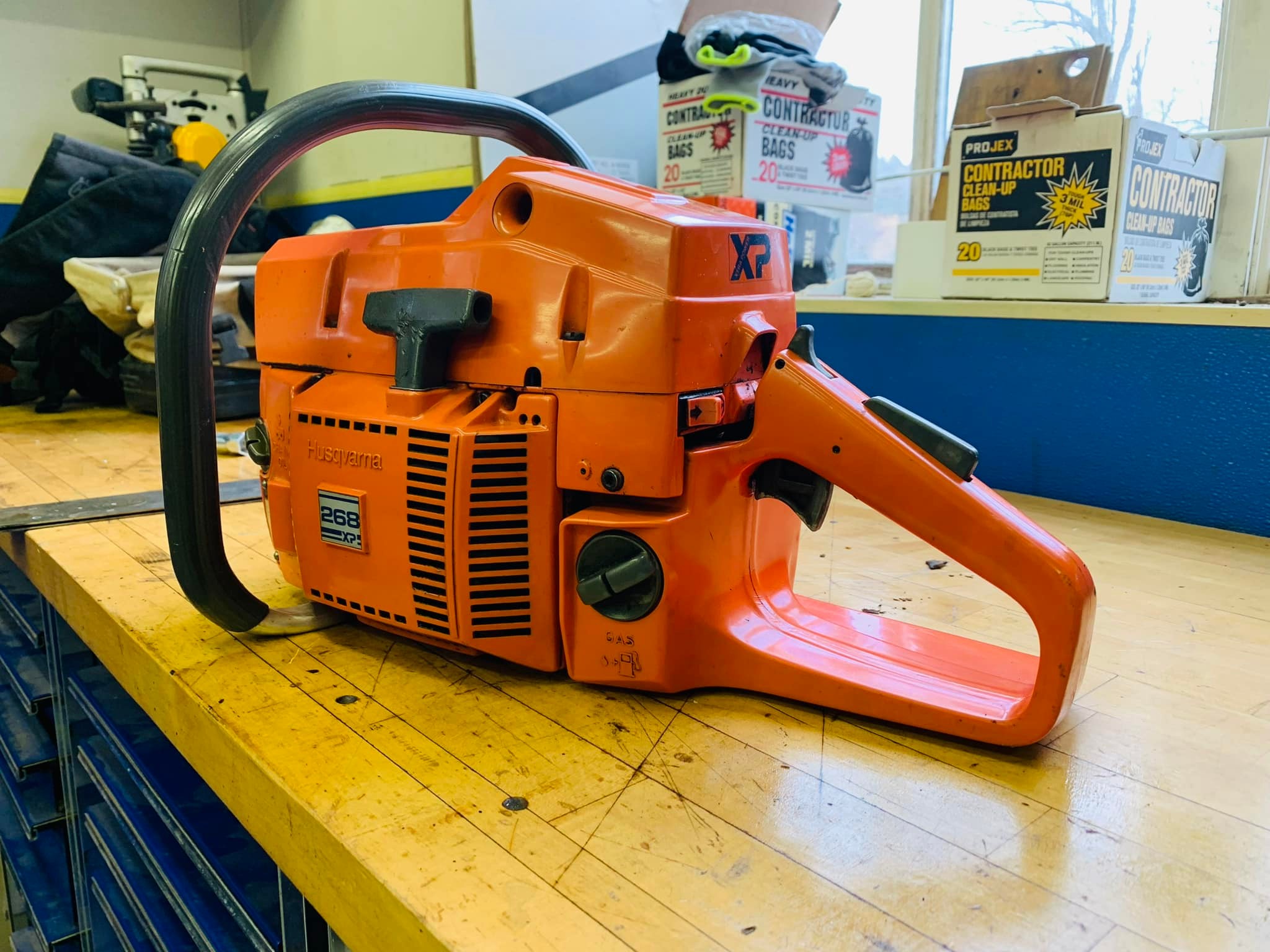 1988 Husqvarna 268XP chainsaw maintenance