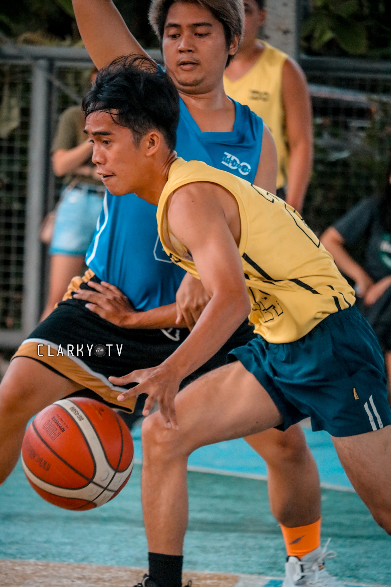 Clarky TV - AGBC Papawis League Season 1! 🏀 Team Blue vs...