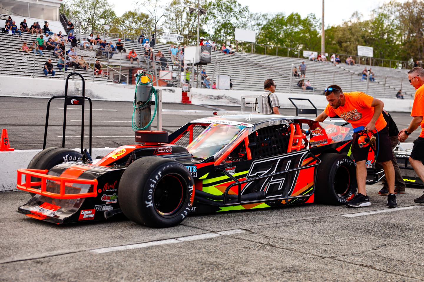 Hillbilly Racing Fans
