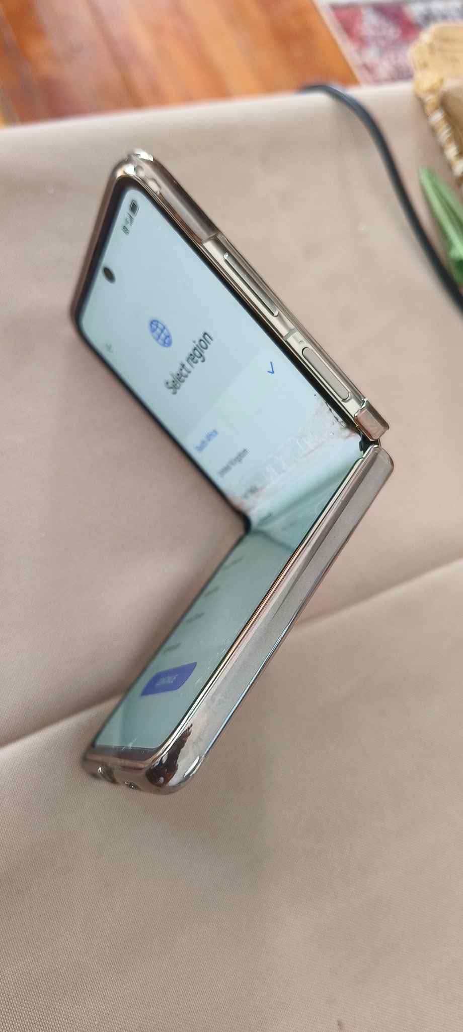 Huawei P50 Pocket Premium Edition Gold, 256GB. R3500 negotiable - Cell ...