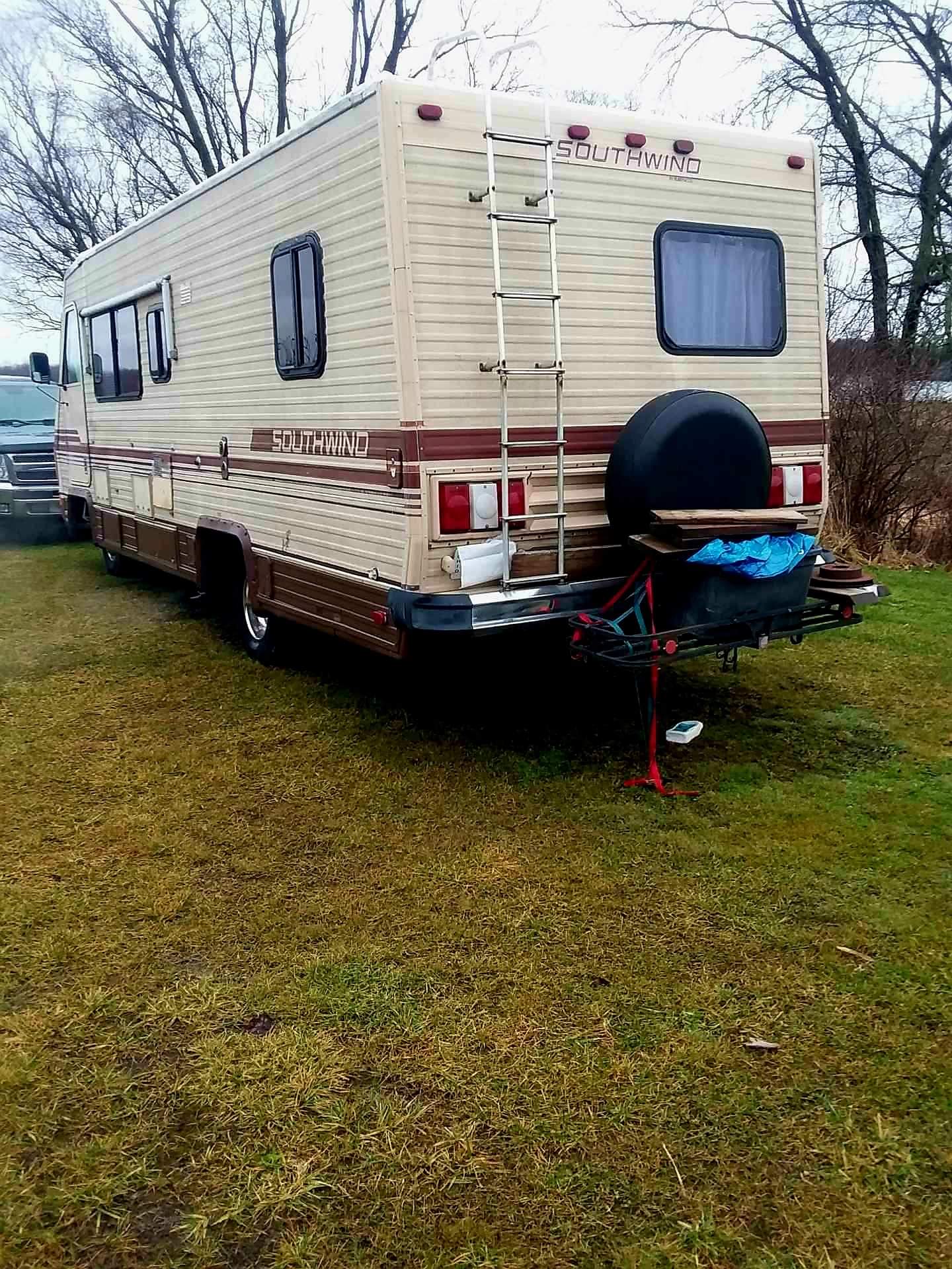 1985 Fleetwood southwind class a - RVs & Campers - East Orwell, Ohio ...