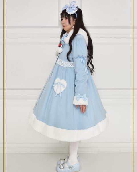 BABY新作情報】ゆらゆらいちごのうさみみコートワンピース¥66,000