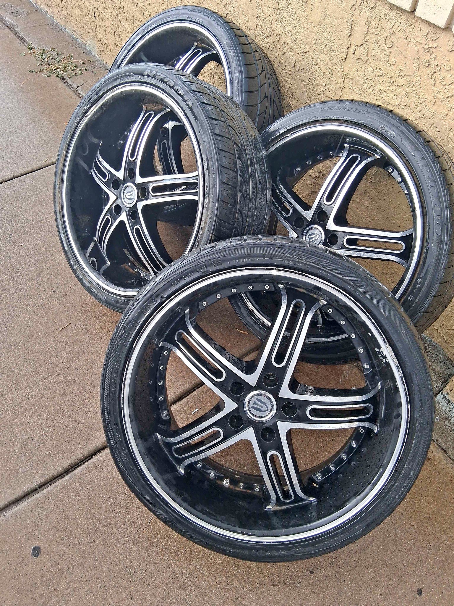 20s chrome on black - Car Wheels, Tires & Parts - Phoenix, Arizona ...