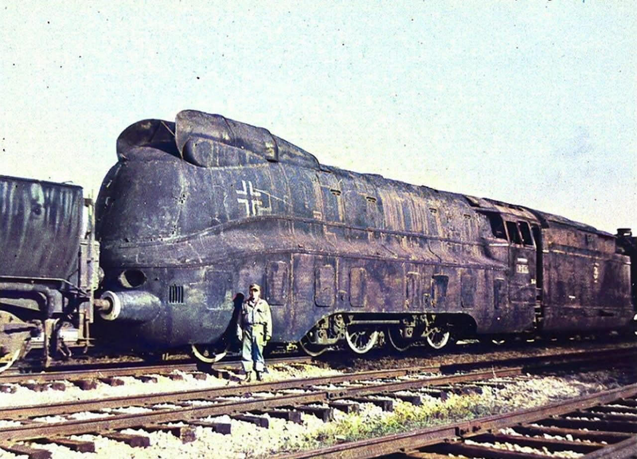 Germany's Deutsche Reichsbahn Class 19.10 locomotive