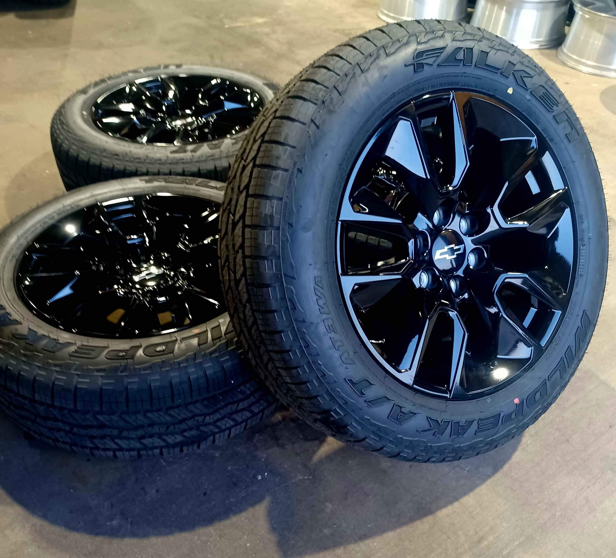 Black Chevy RST 20