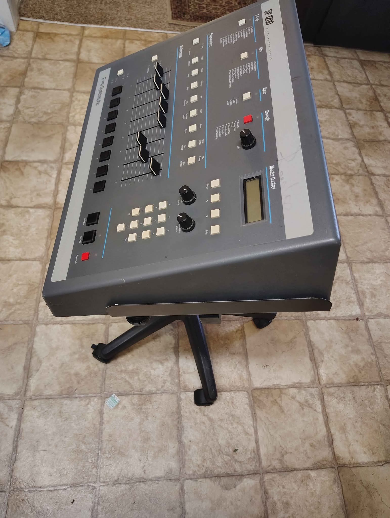 SP-1200 EMU DRUM MACHINE SAMPLER HARD CASE AND MORE - Multi Effects ...