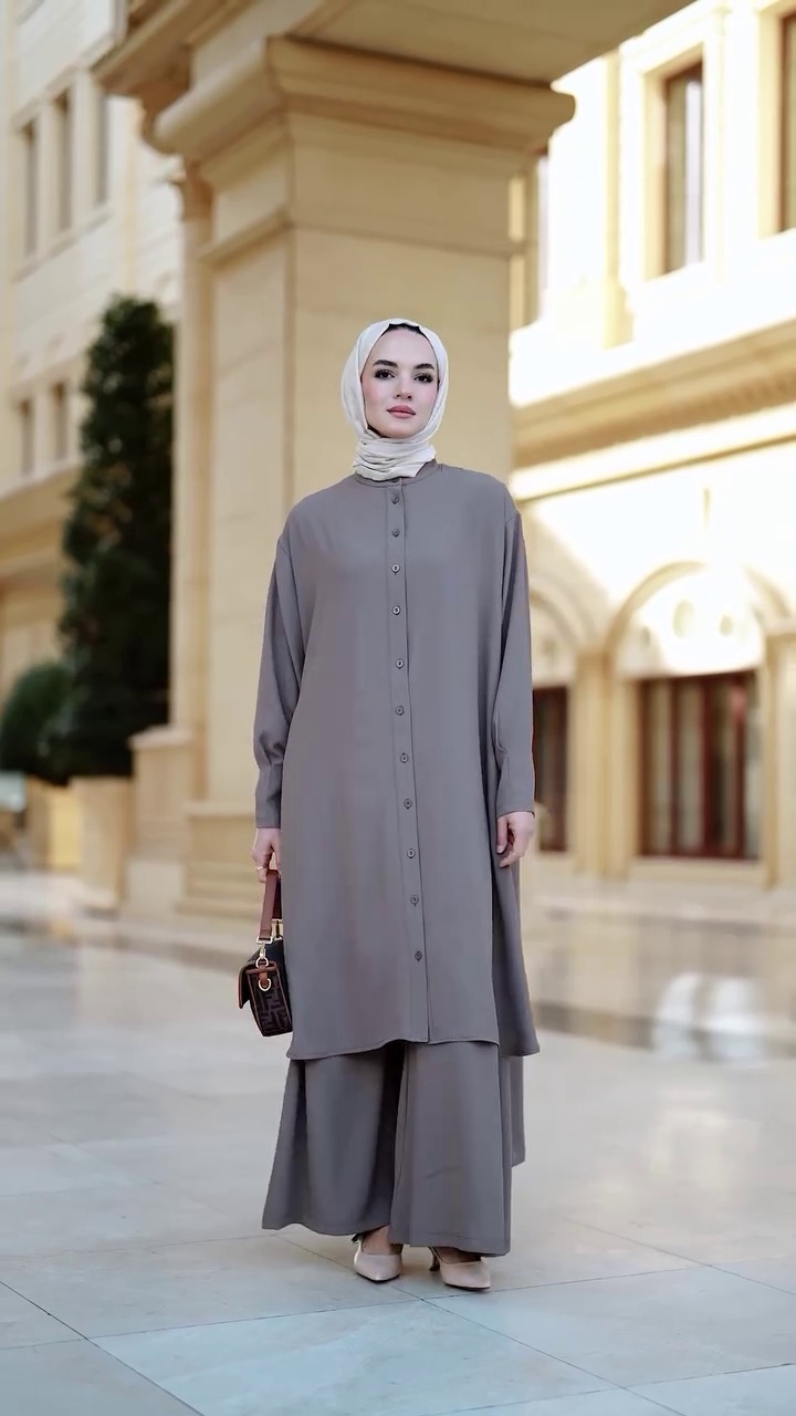 Lux N Co https //www.tiktok / fairuz_amanda888/live?en... Facebook