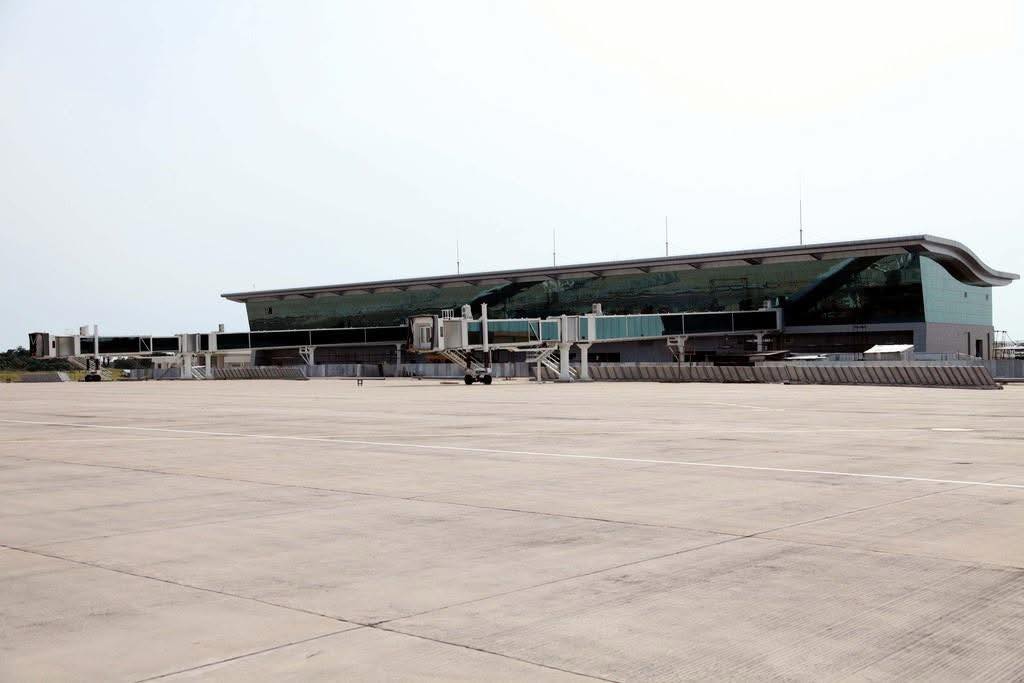 club-quatorial-ollombo-troisi-me-aeroport-de-la-facebook