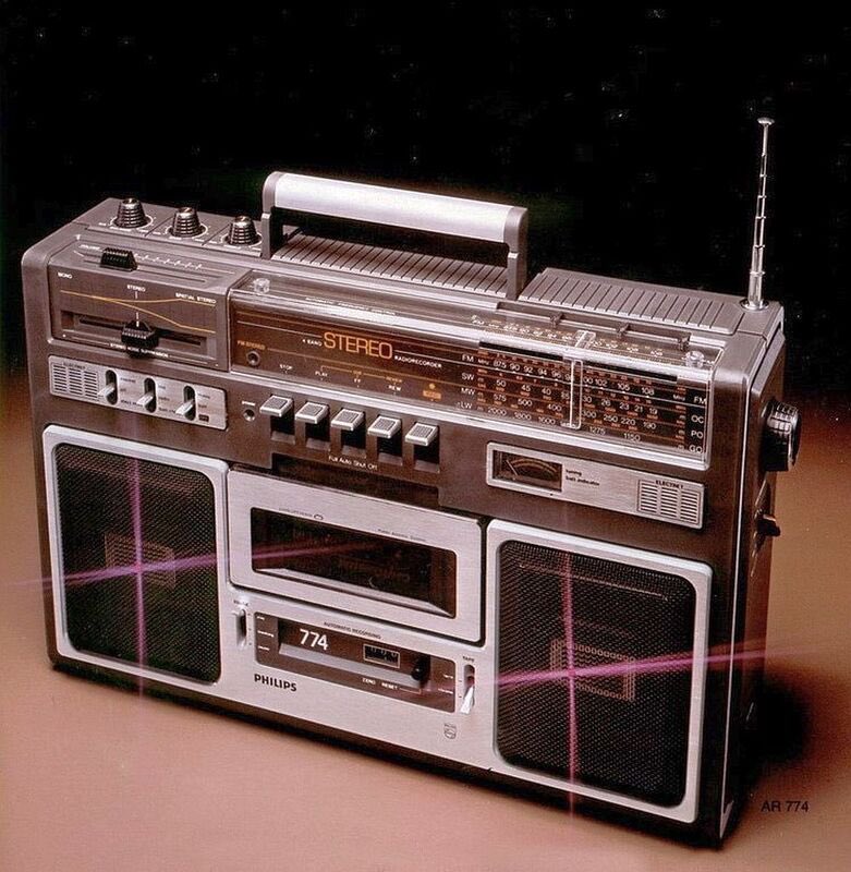 Philips N2214 Automatic, 1976-78.