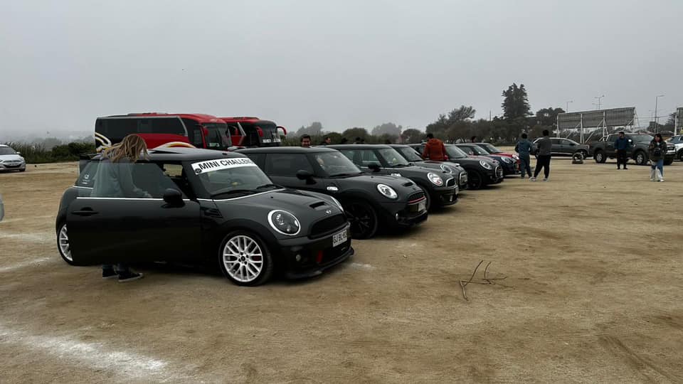 Not Normal Chile - MINI Cooper