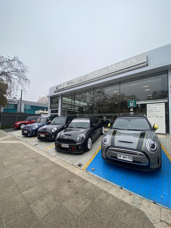 Not Normal Chile - MINI Cooper