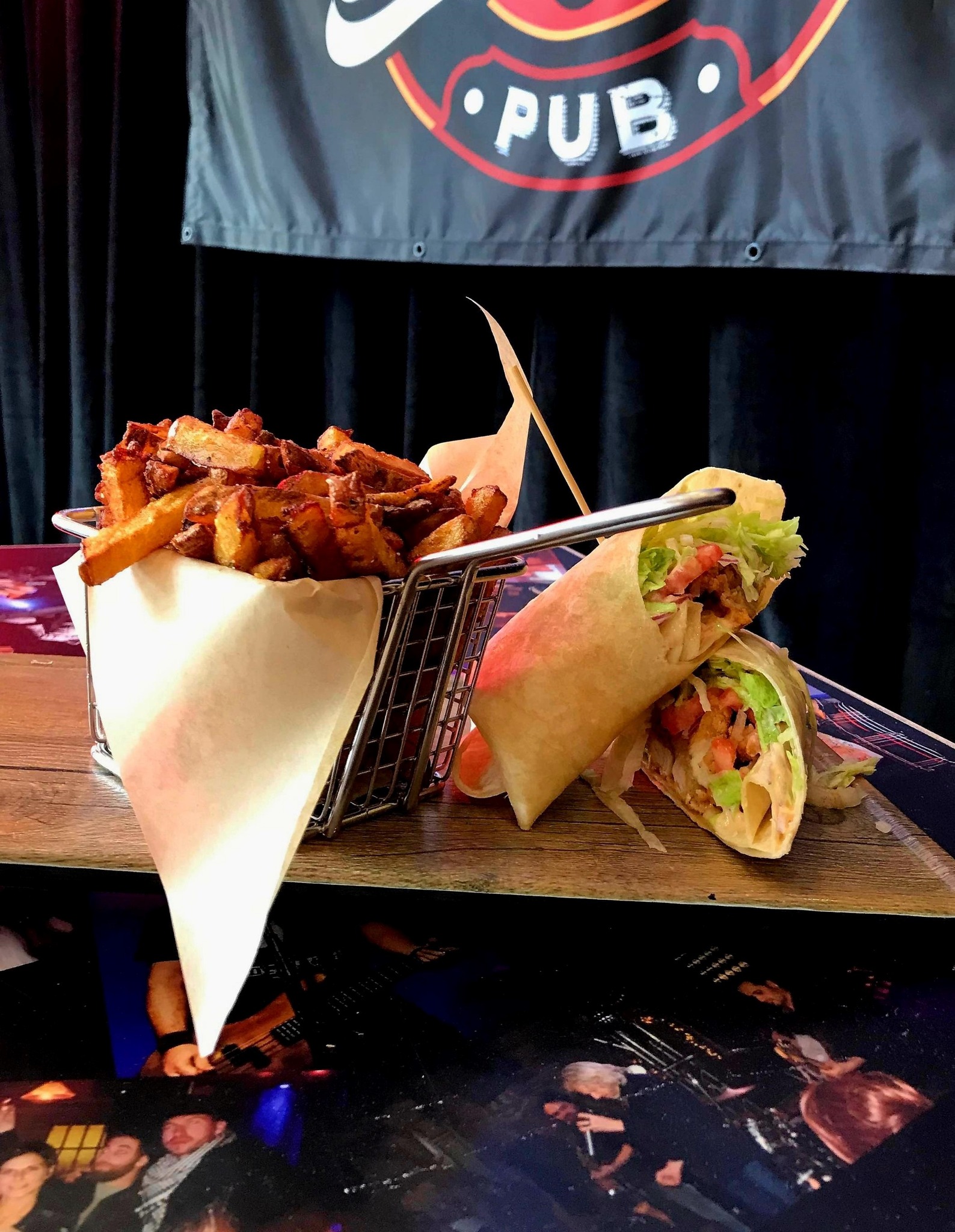 🤩 Mercredi, ça sonne heure de lunch... - Resto pub le Rabaska