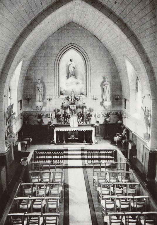 Crossroads - The Chapel of the St Louis Convent in Juilly, France (1958 ...