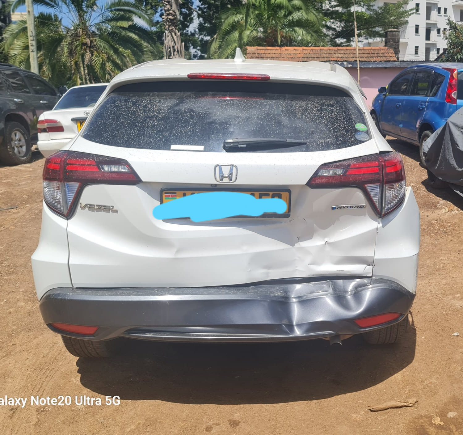 Urgently looking for Honda Vezel 2014 boot and rear bumper