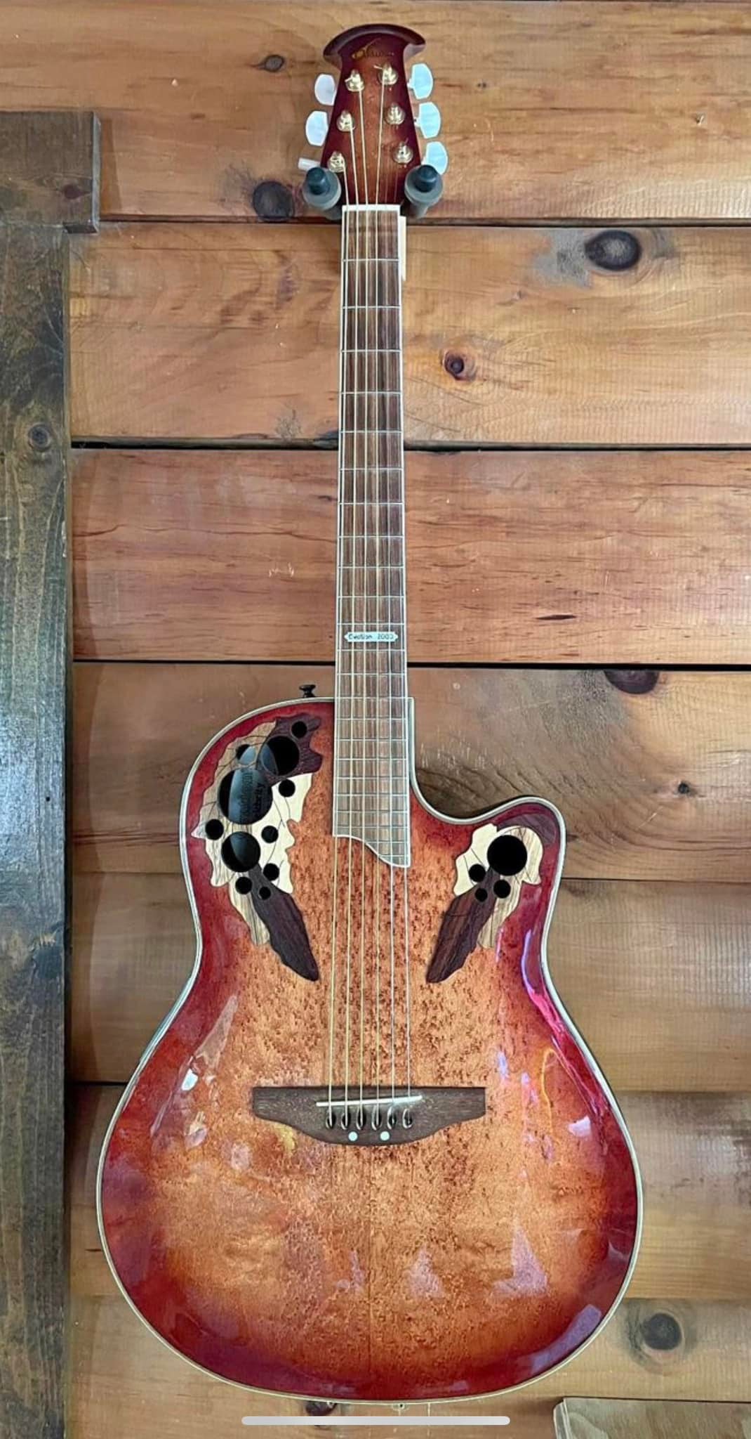 What is my 2000 Ovation Celebrity guitar model?