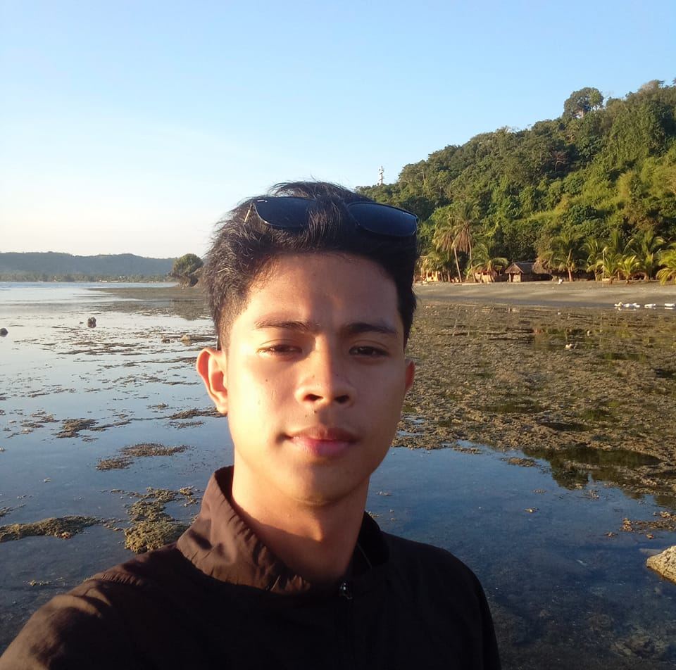 Laurence Borlaza