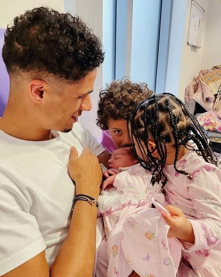 La - Félicitations à Raphaël Varane et sa femme Camille Tytgat qui ont ...