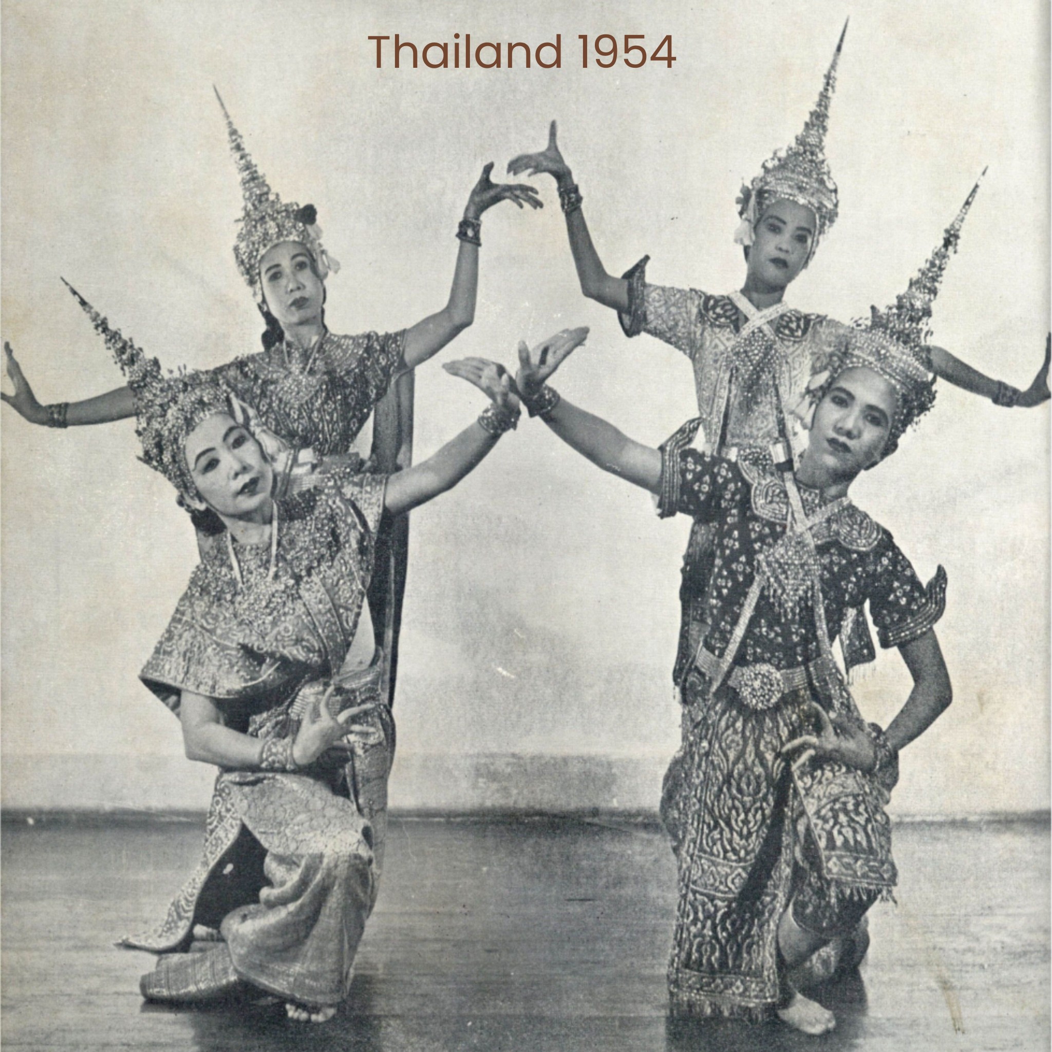Thai classical dance in 1976 by famous actresses in the past