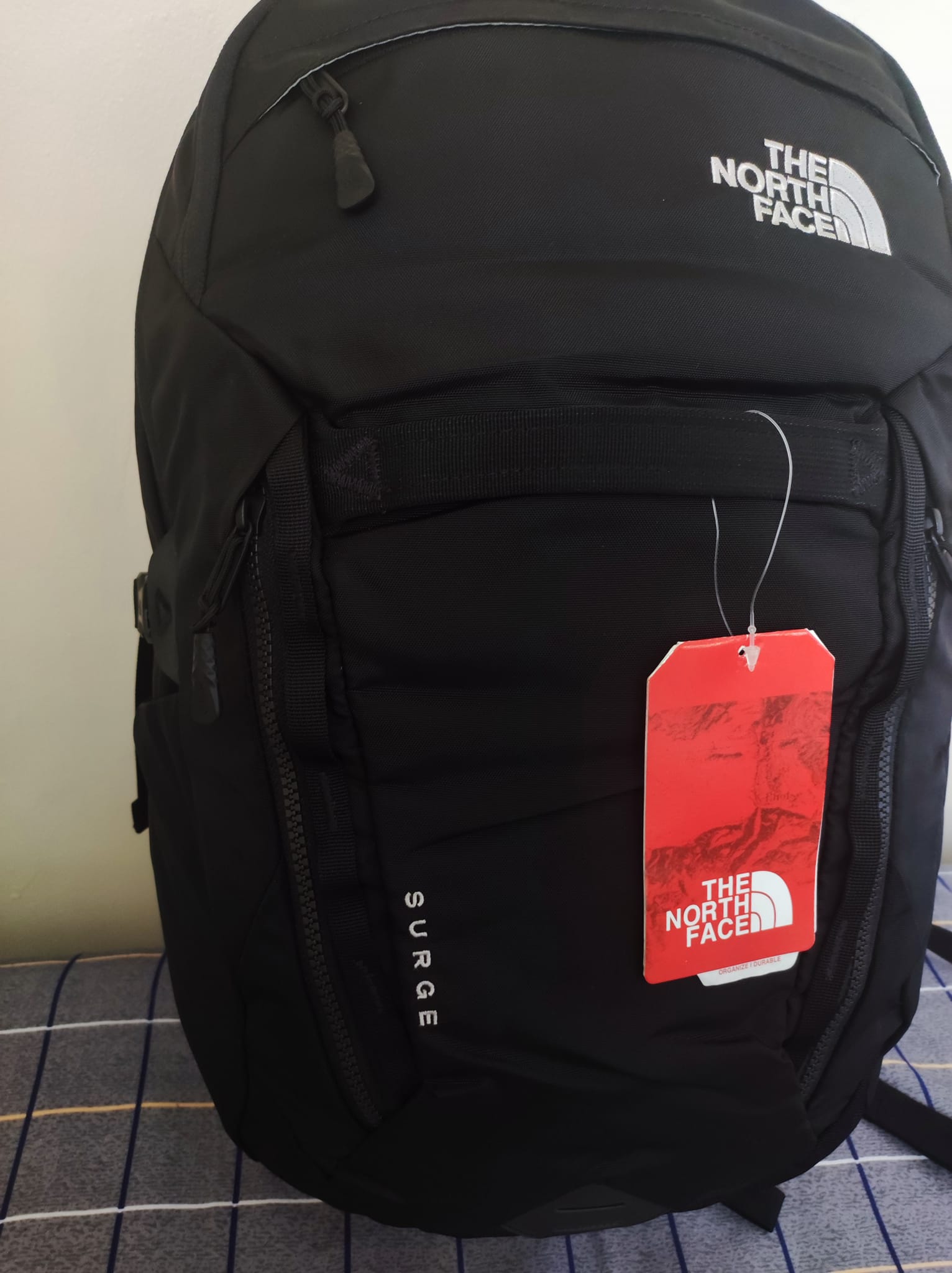 patagonia duffel 90l uk - Black Hole 40L Color:Black Stripes Colors_Decaf Lululemon Back to Me lining and webbing