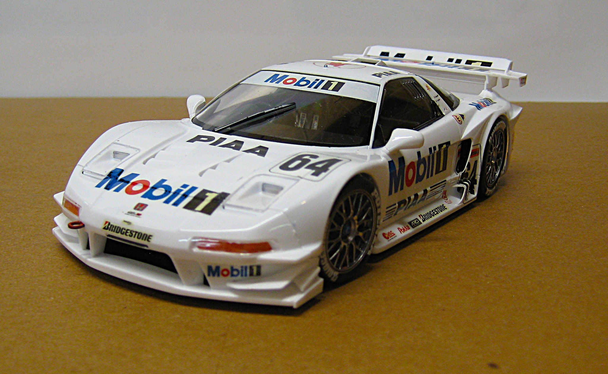 Tamiya 1/24 scale Mobile 1 Accura NSX. Mobil1 2A PIAA 64 EcRR 