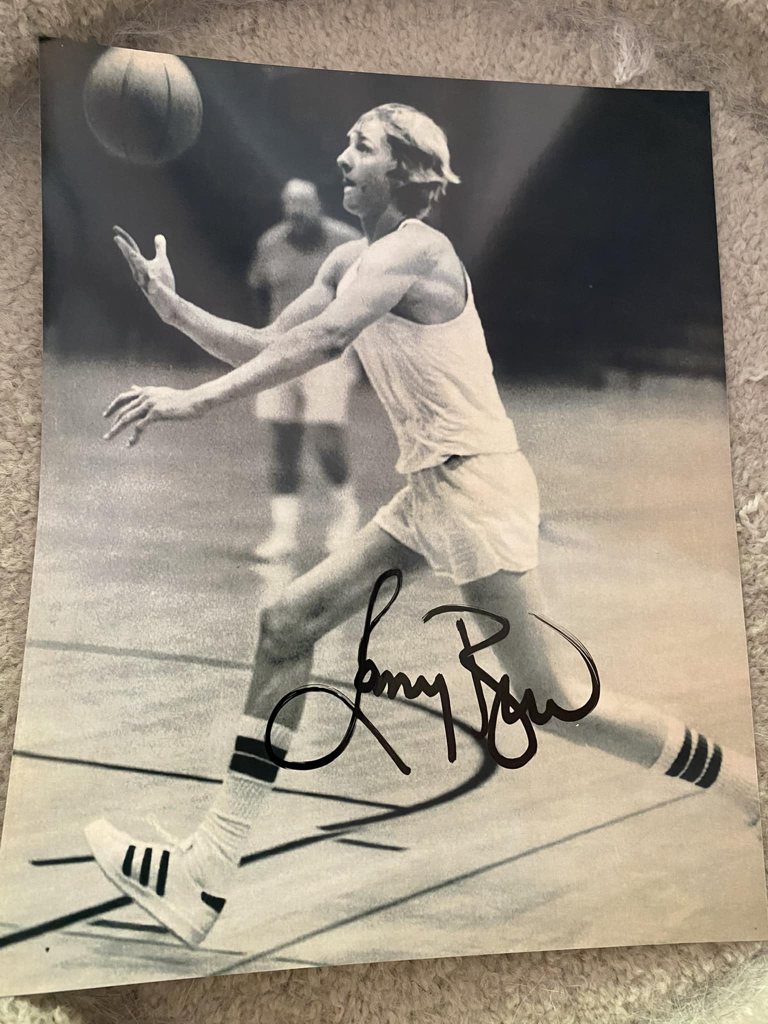A Larry Nance autograph for a lovely lady