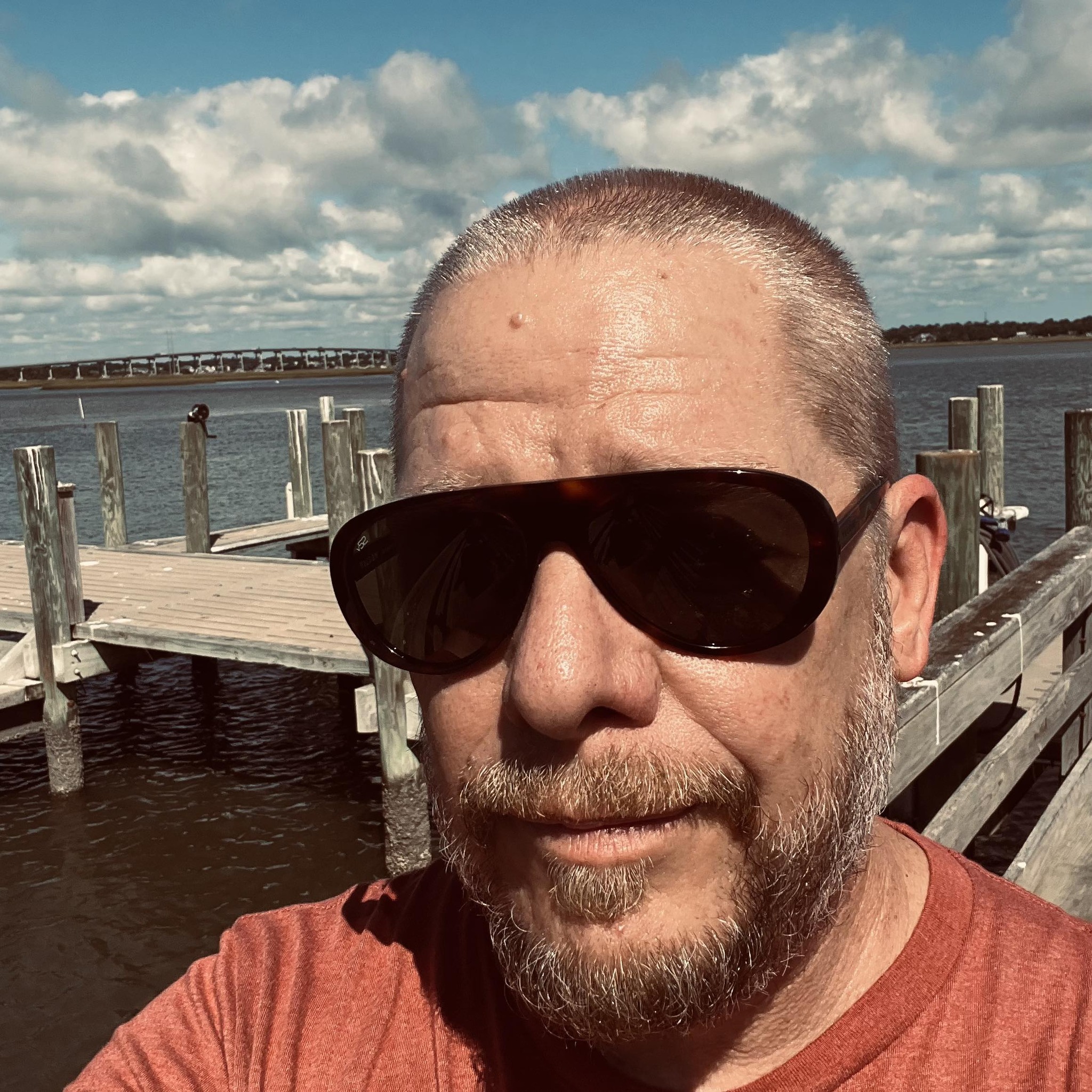 Sling Blade features a brilliant performance by Billy Bob Thornton, who ...