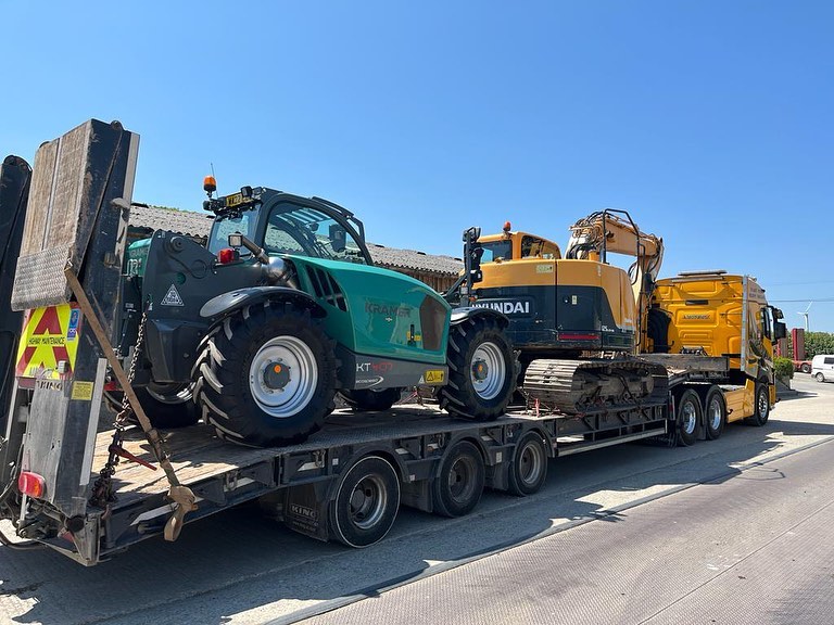 A lovely load sold and gone!... - WH Bond / Bond Timber